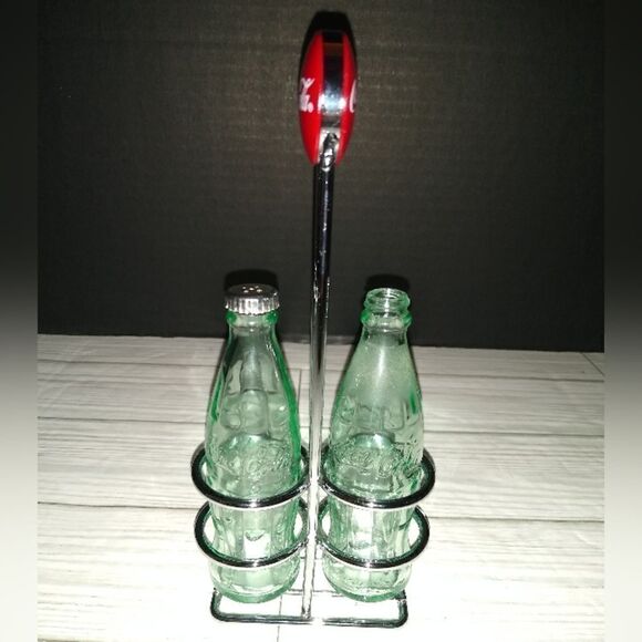 Vintage Glass Coca Cola Salt & Pepper Shakers Set With Metal Holder Made Taiwan - Picture 4 of 9